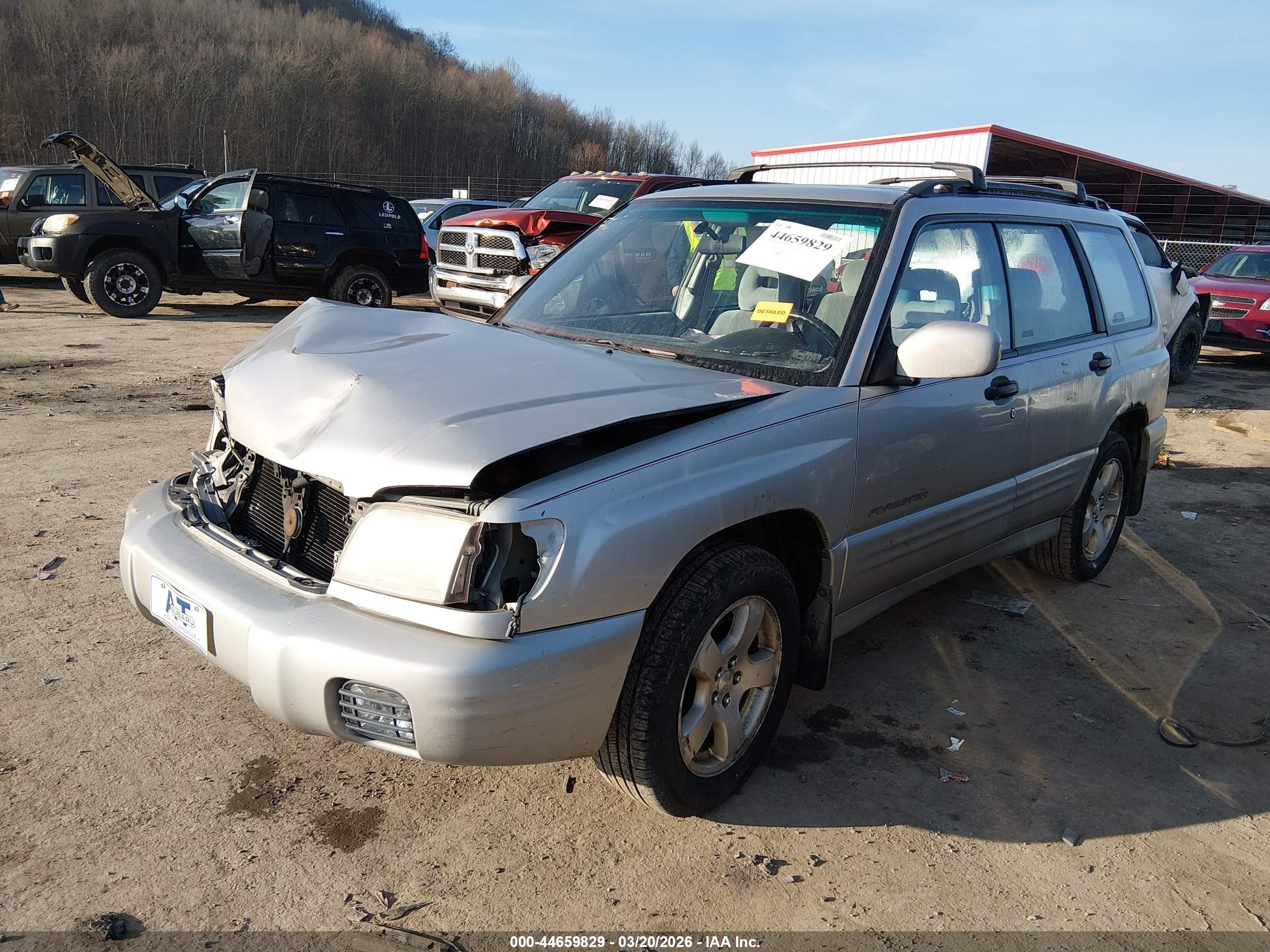 2001 Subaru Forester S Silver vin: JF1SF65681H741691