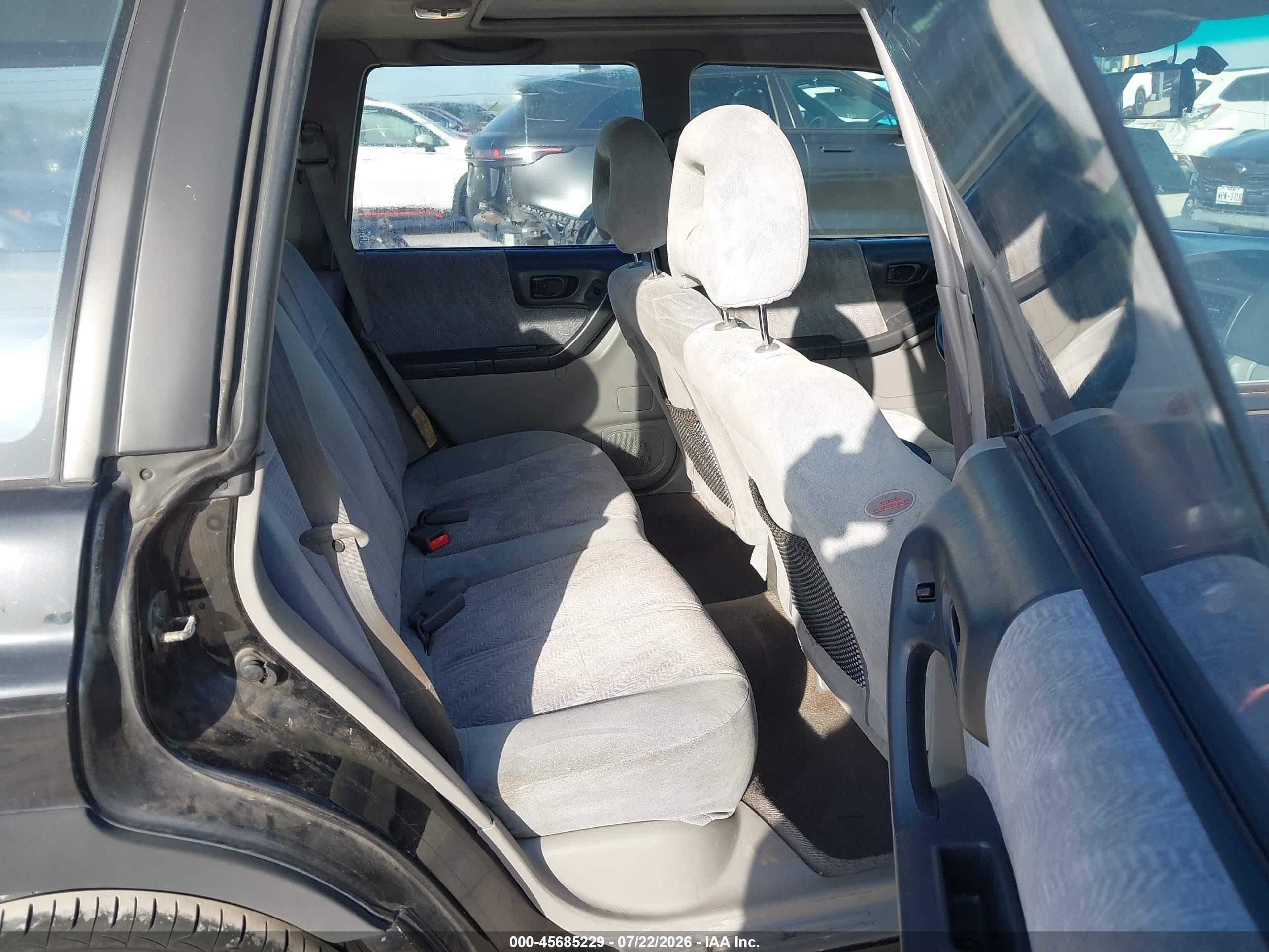 2001 Subaru Forester S Black vin: JF1SF65681H746728