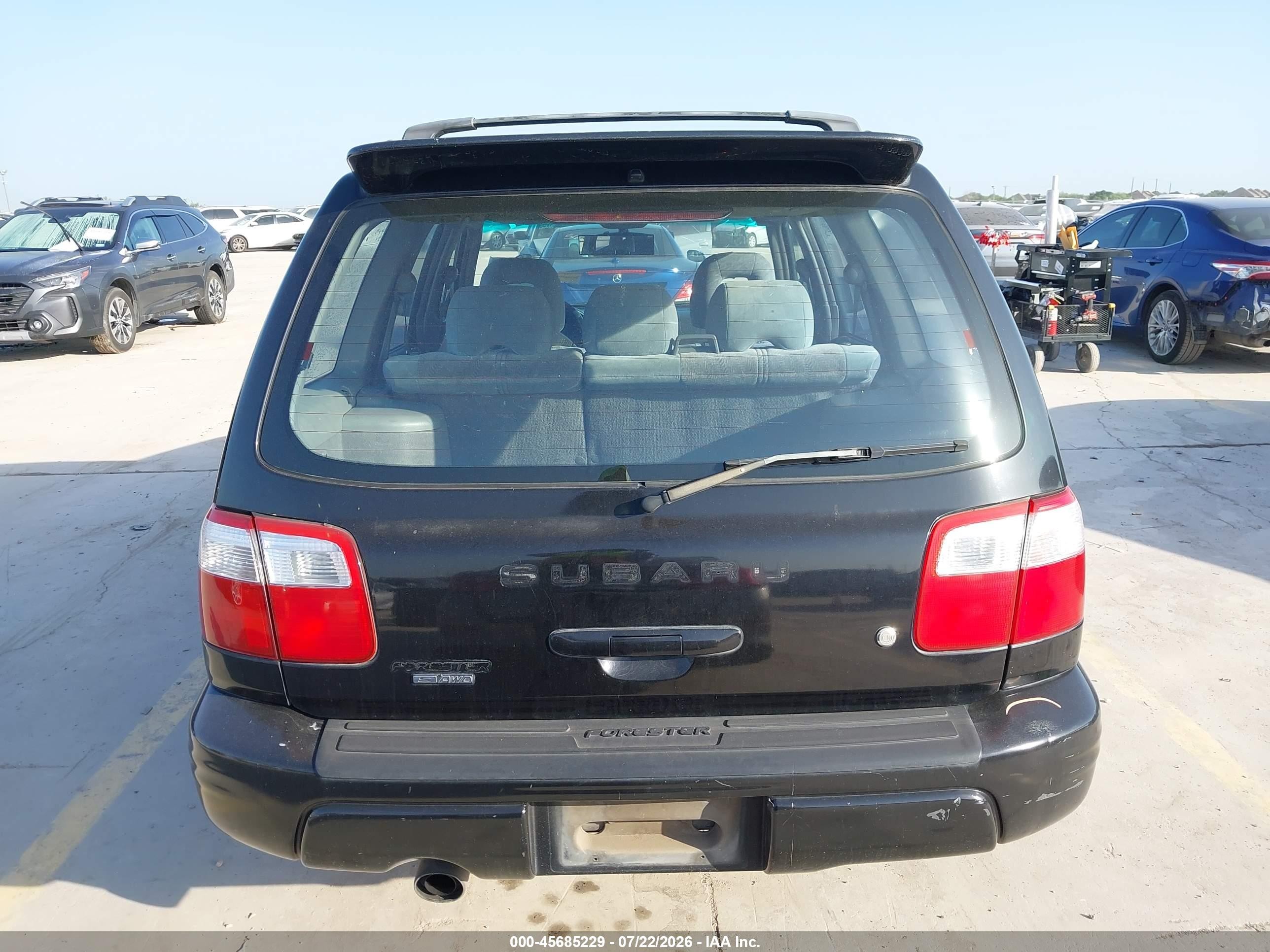 2001 Subaru Forester S Black vin: JF1SF65681H746728