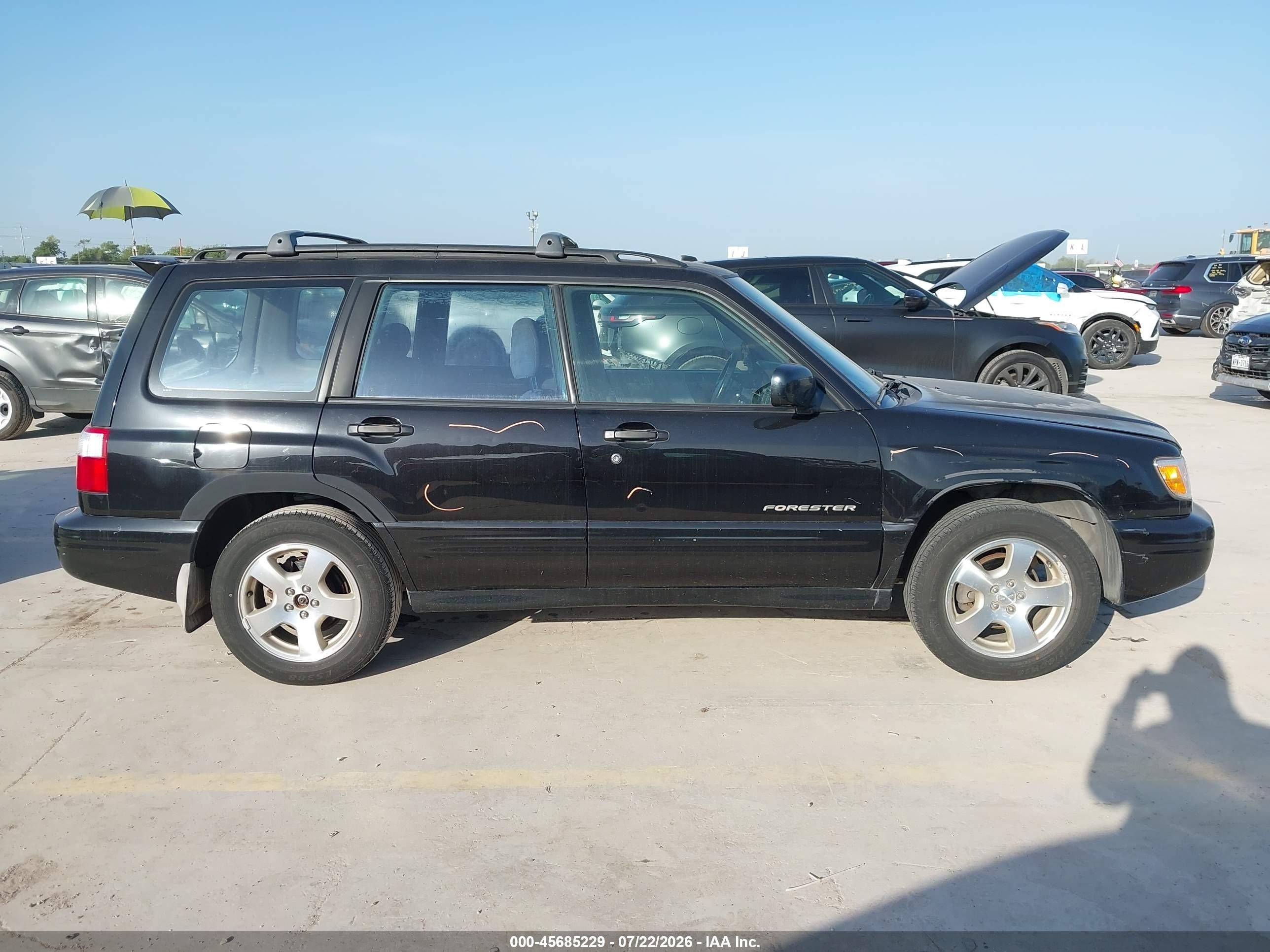 2001 Subaru Forester S Black vin: JF1SF65681H746728