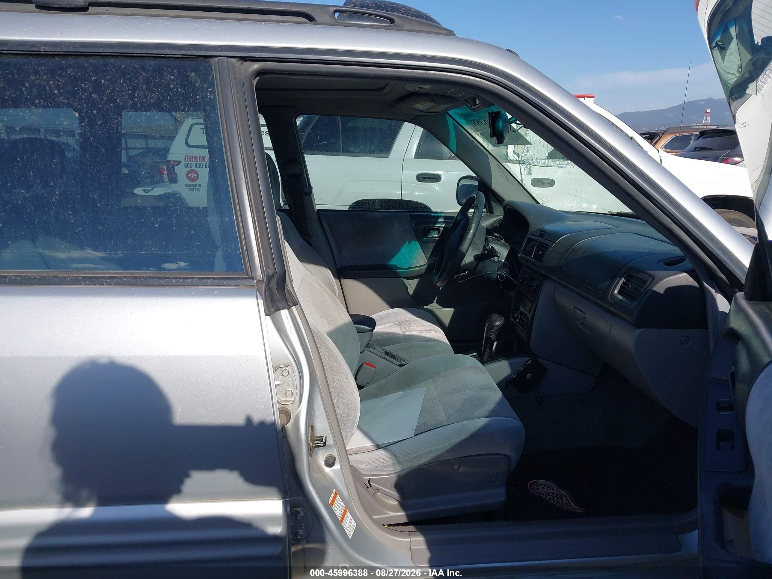 2002 Subaru Forester S Silver vin: JF1SF65682H715657