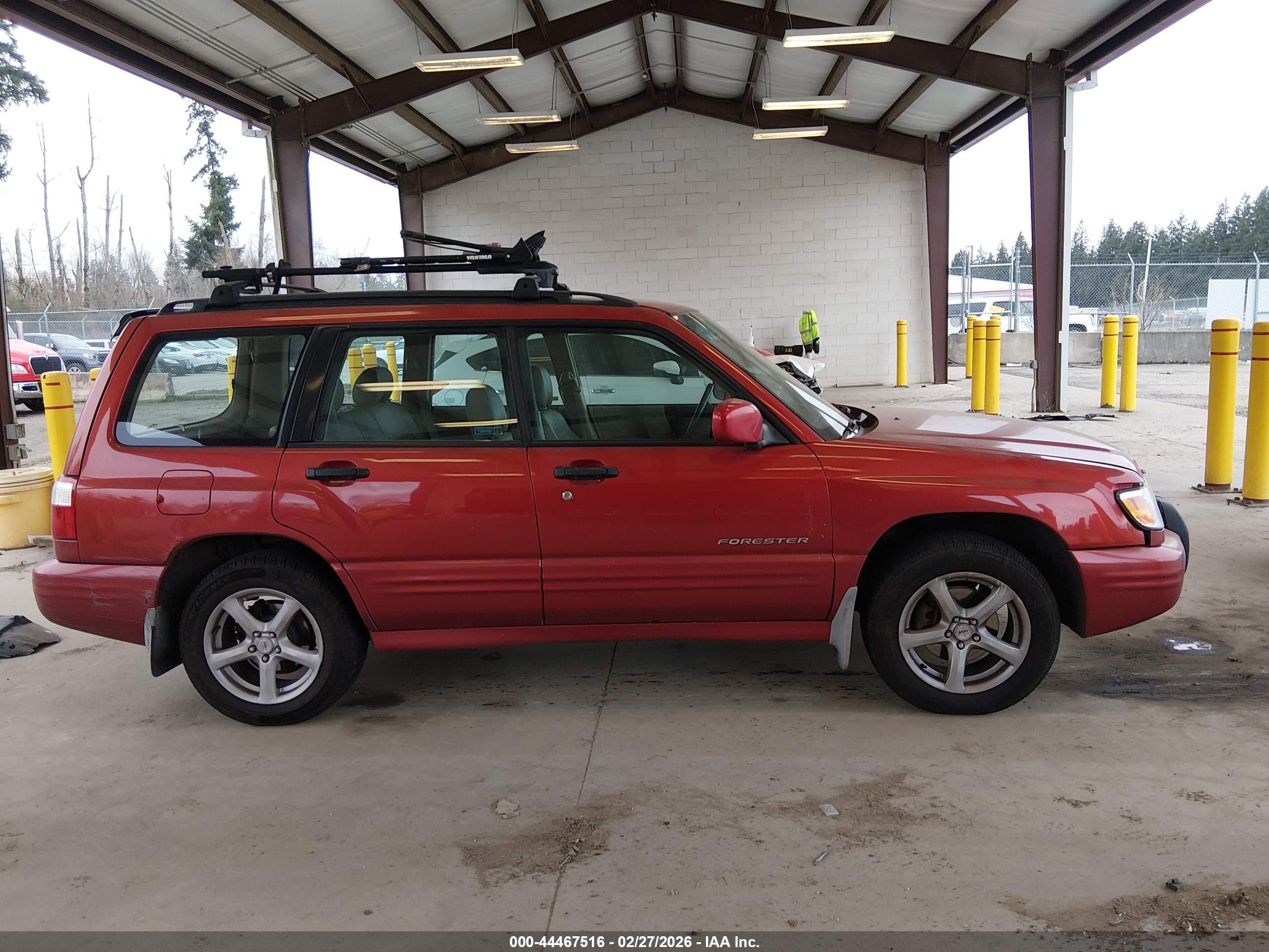 2002 Subaru Forester S Red vin: JF1SF65682H749369