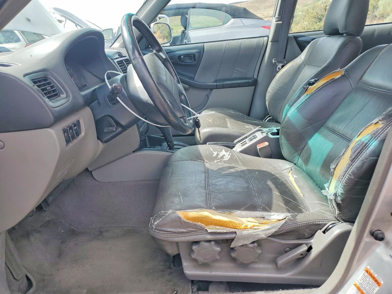 2002 Subaru Forester S Silver vin: JF1SF656X2H719550