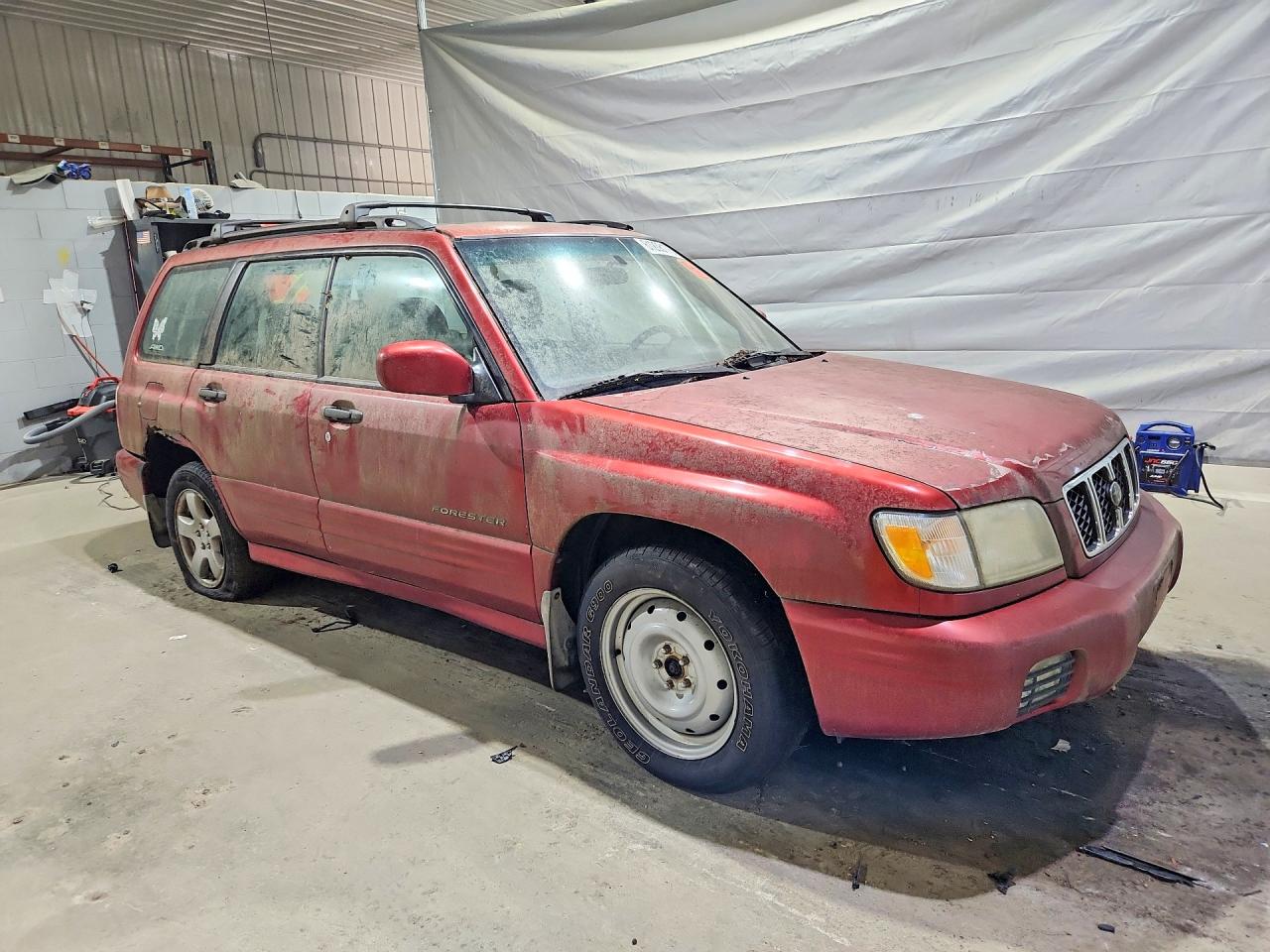 2002 Subaru Forester S Red vin: JF1SF656X2H730399