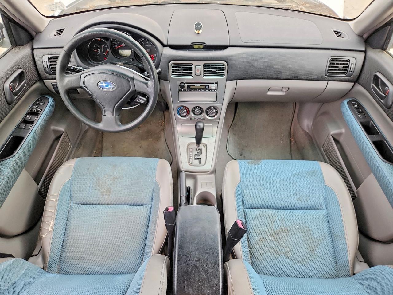 2005 Subaru Forester Silver vin: JF1SG63605H723322