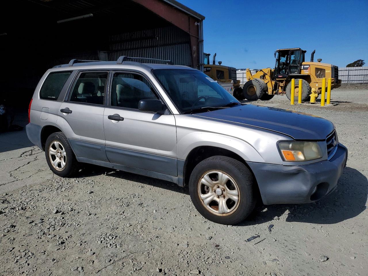 2005 Subaru Forester 2.5x Silver vin: JF1SG63605H730643
