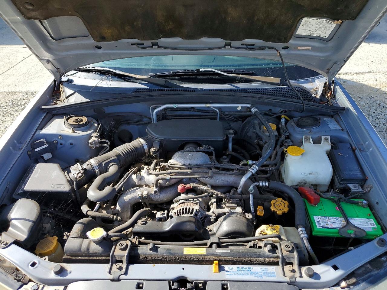 2005 Subaru Forester 2.5x Silver vin: JF1SG63605H730643