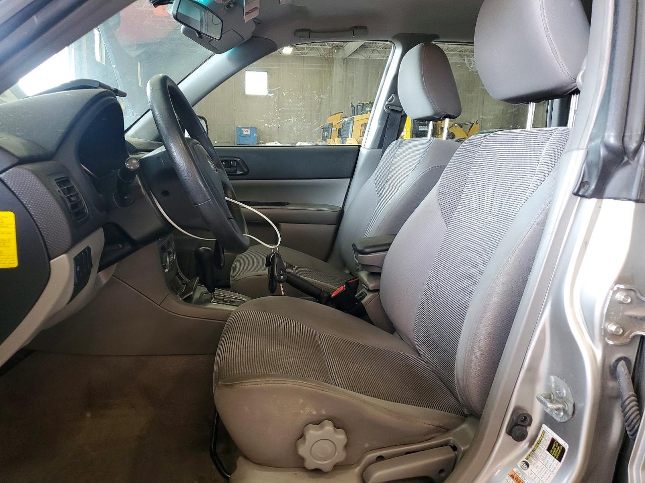 2007 Subaru Forester 2.5x Silver vin: JF1SG63607H711044