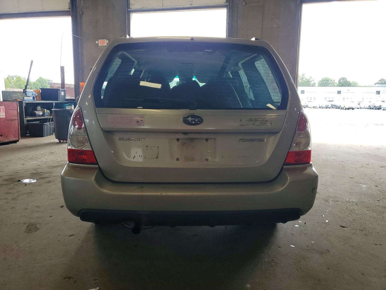 2007 Subaru Forester 2.5x Silver vin: JF1SG63607H711044