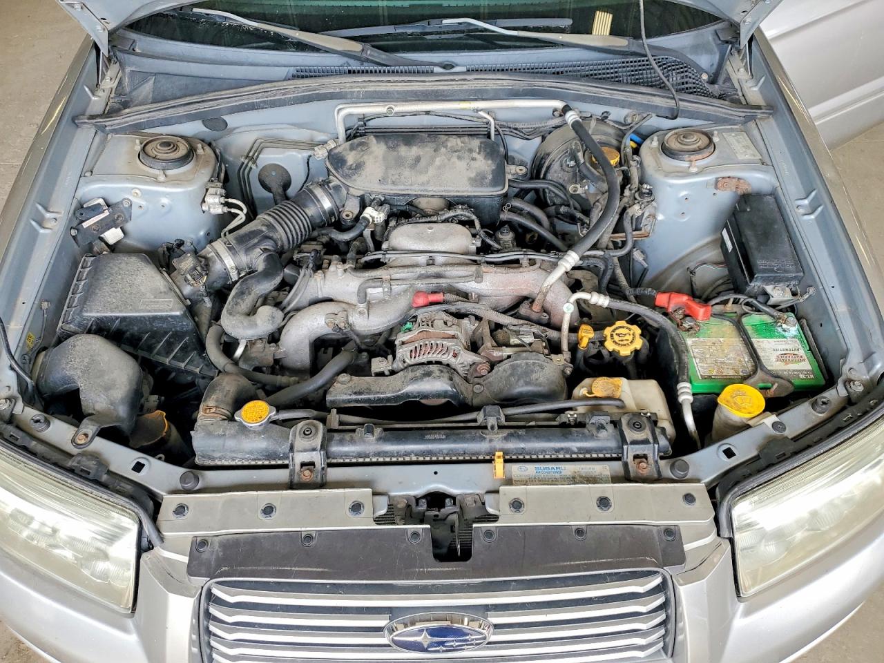 2007 Subaru Forester 2.5x Silver vin: JF1SG63607H711044