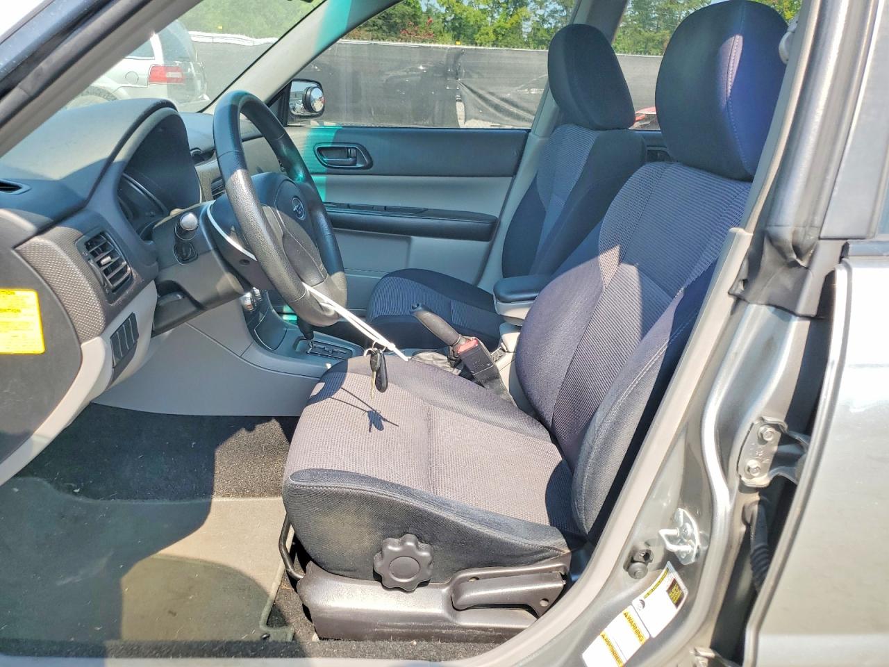 2007 Subaru Forester 2.5x Gray vin: JF1SG63607H735019