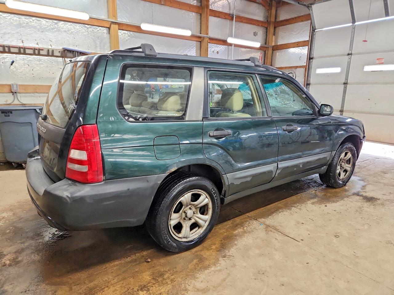 2005 Subaru Forester 2.5x Зеленый vin: JF1SG63615H737939