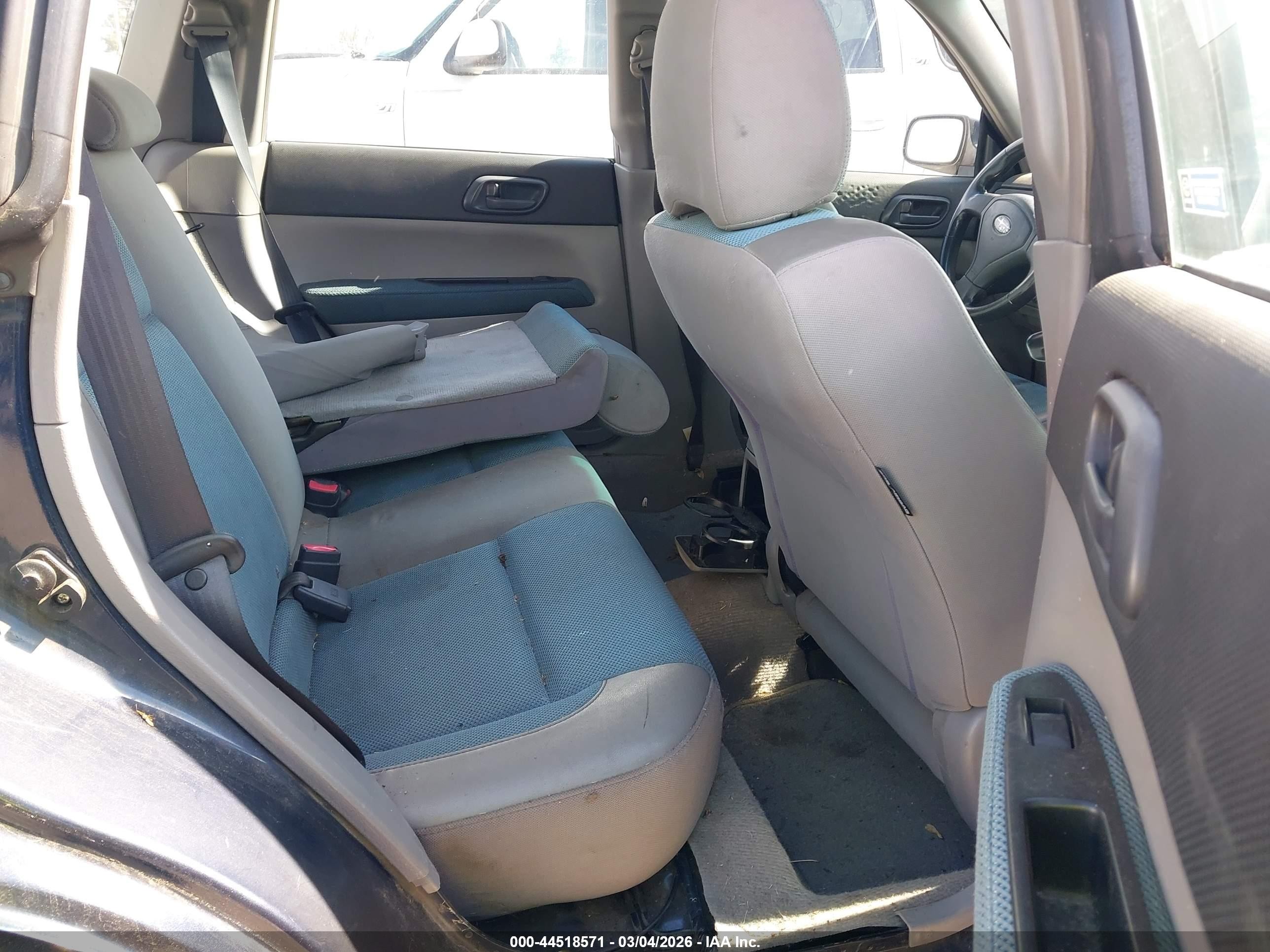 2005 Subaru Forester 2.5x Dark Blue vin: JF1SG63615H744650