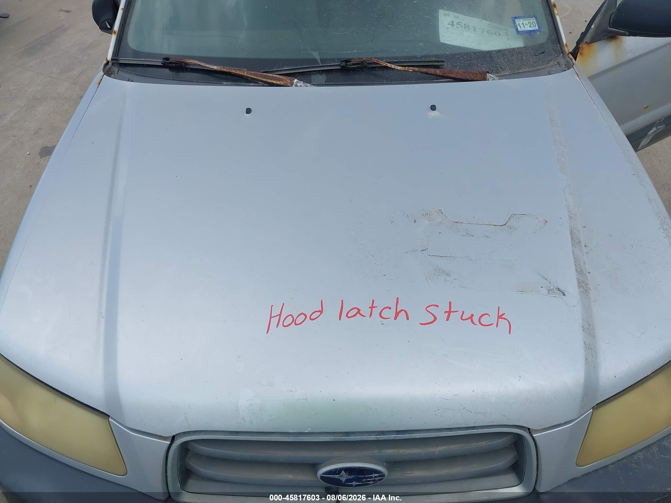 2005 Subaru Forester 2.5x Silver vin: JF1SG63625H718591