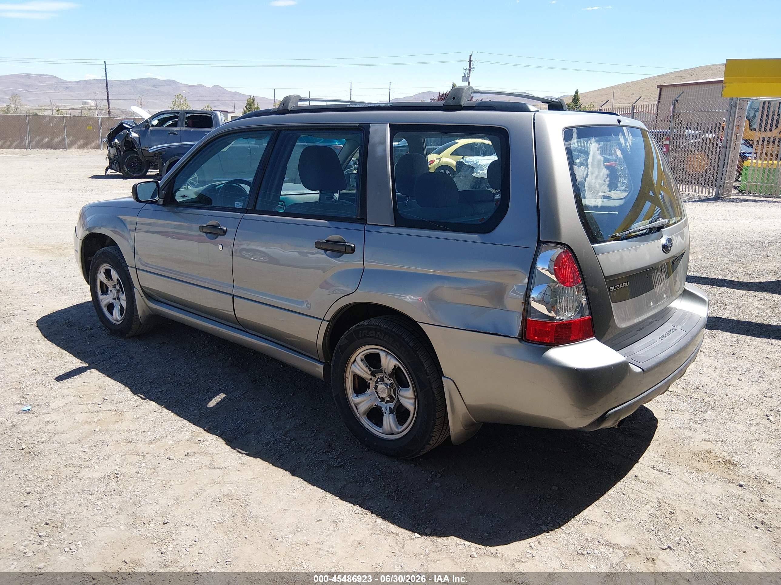 2006 Subaru Forester 2.5x Gray vin: JF1SG63636H708377