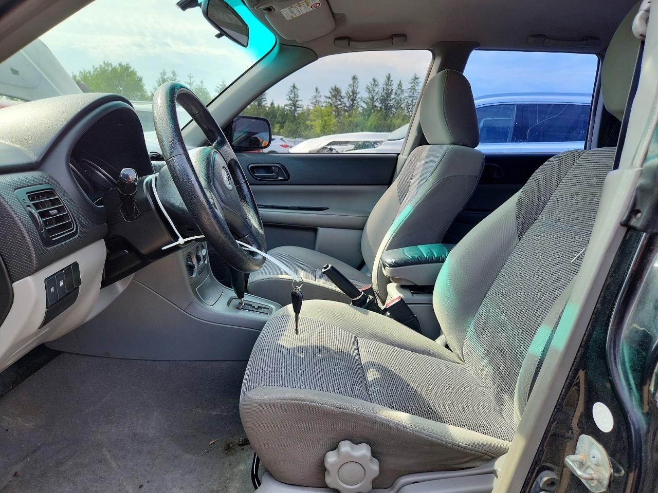 2008 Subaru Forester 2.5x Black vin: JF1SG63638H730298