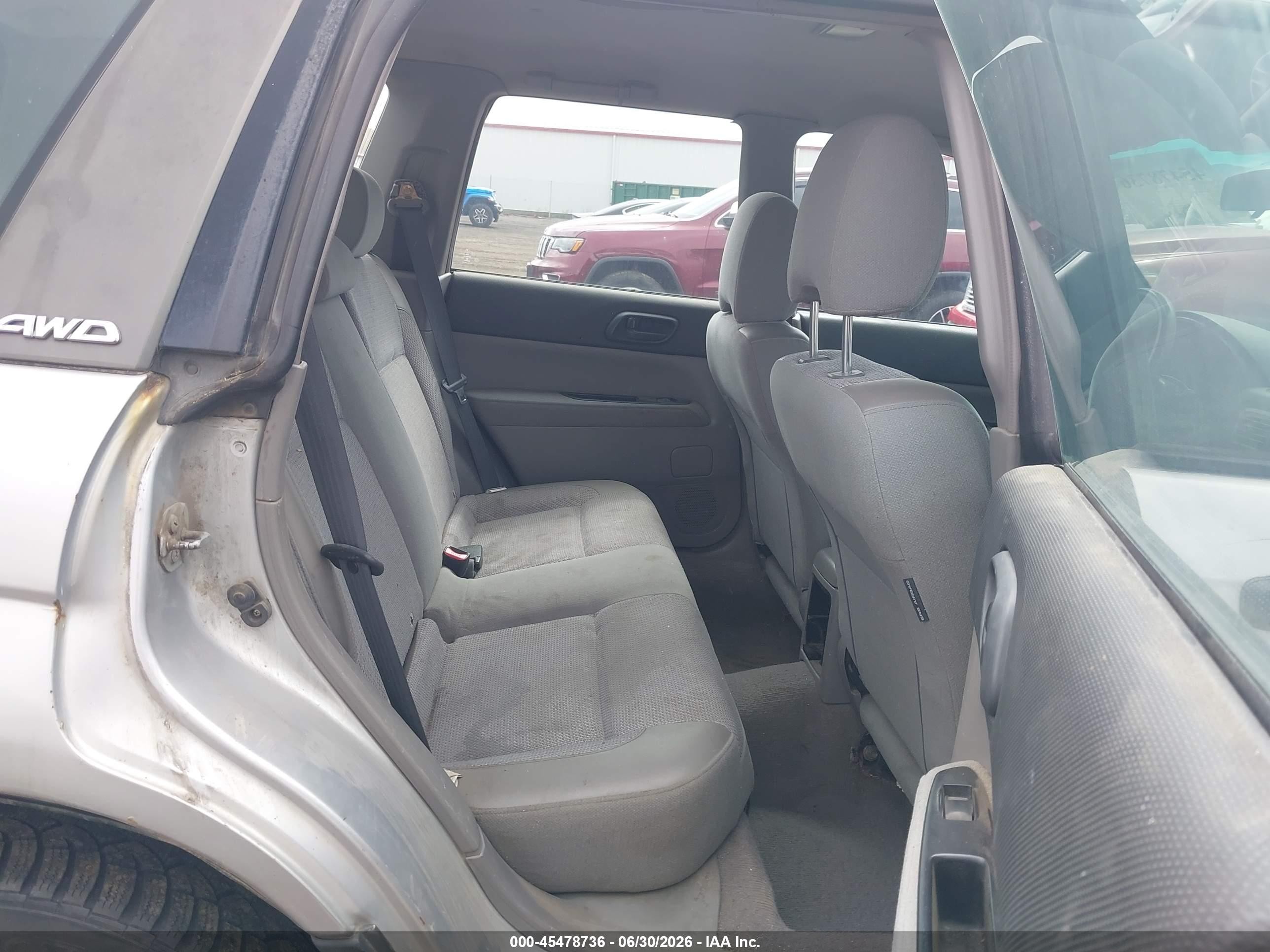 2003 Subaru Forester X Silver vin: JF1SG63643G704873