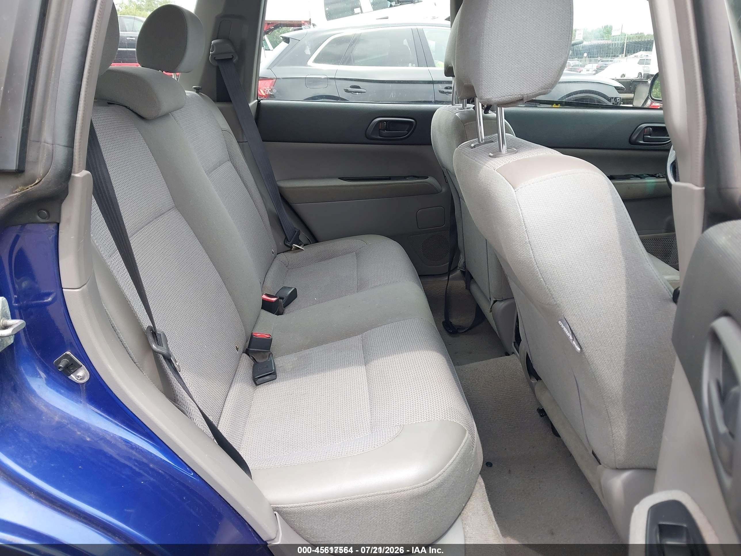 2003 Subaru Forester X vin: JF1SG63643H736815