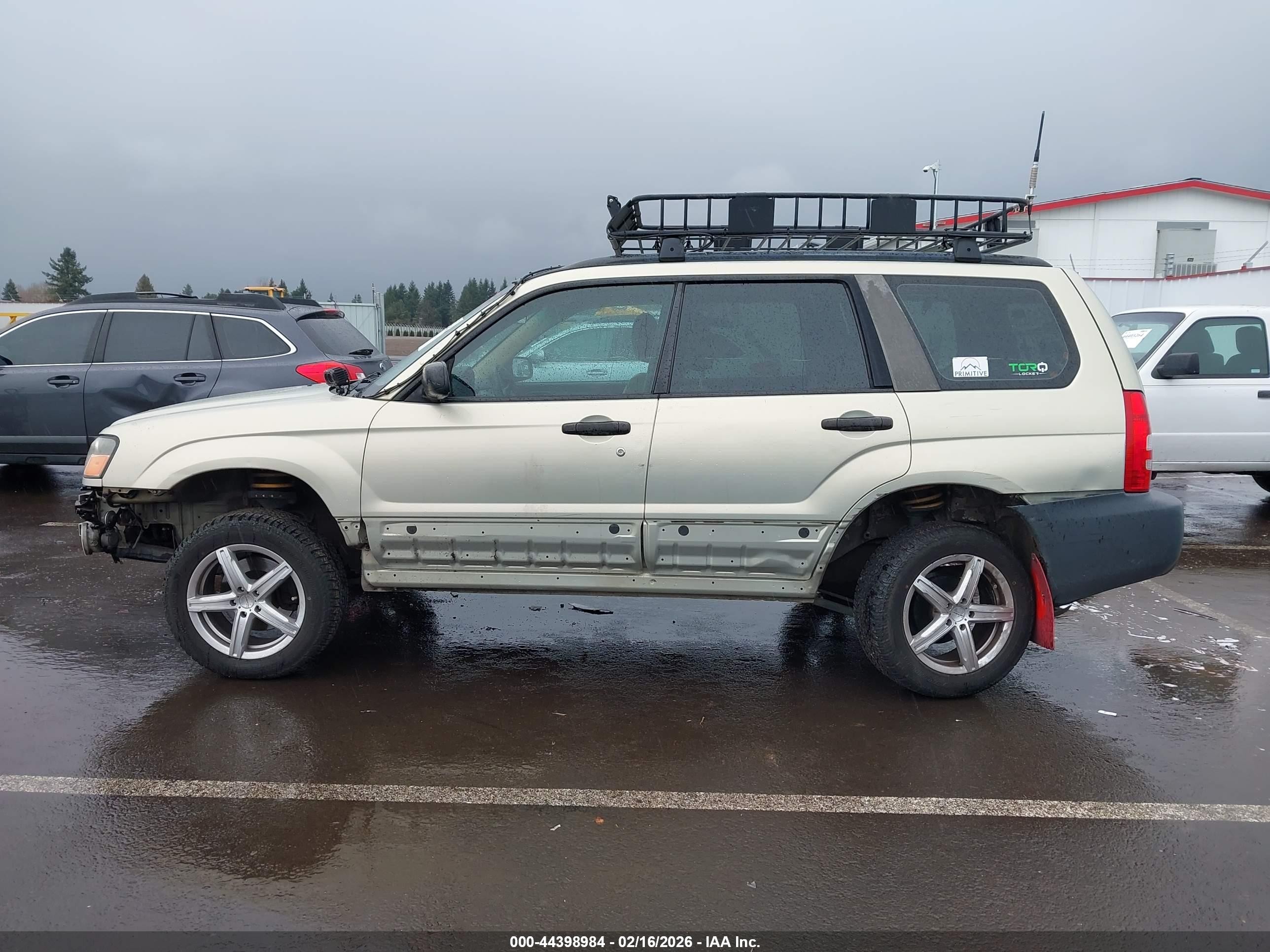 2005 Subaru Forester 2.5x Gray vin: JF1SG63645H730158