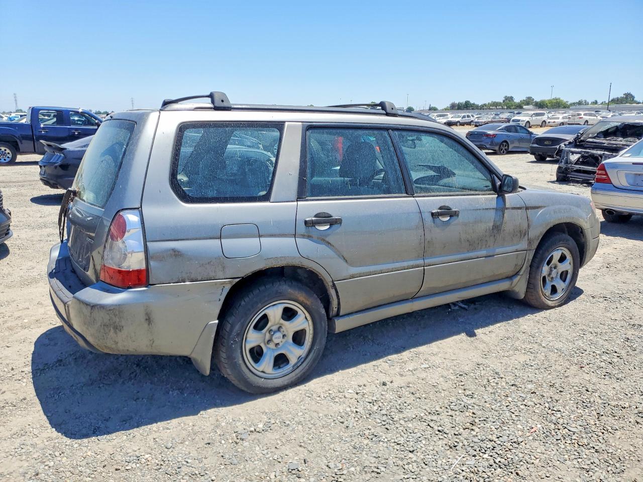 2006 Subaru Forester 2.5x Gray vin: JF1SG63646H703415