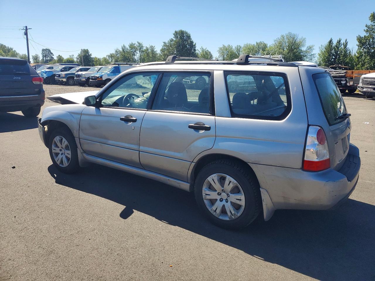 2008 Subaru Forester 2.5x Серебряный vin: JF1SG63648H733291