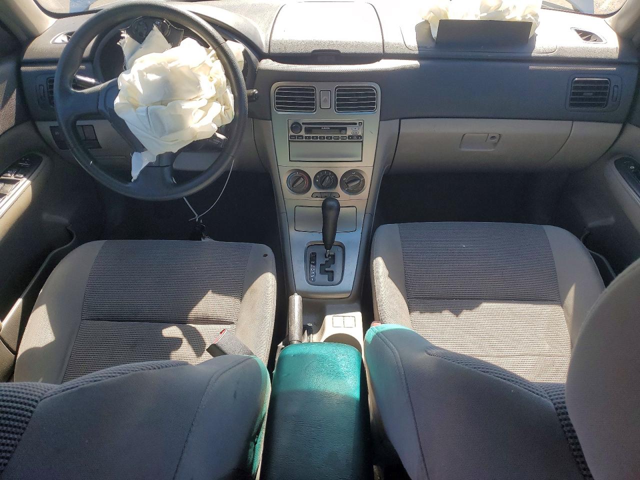 2008 Subaru Forester 2.5x Серебряный vin: JF1SG63648H733291