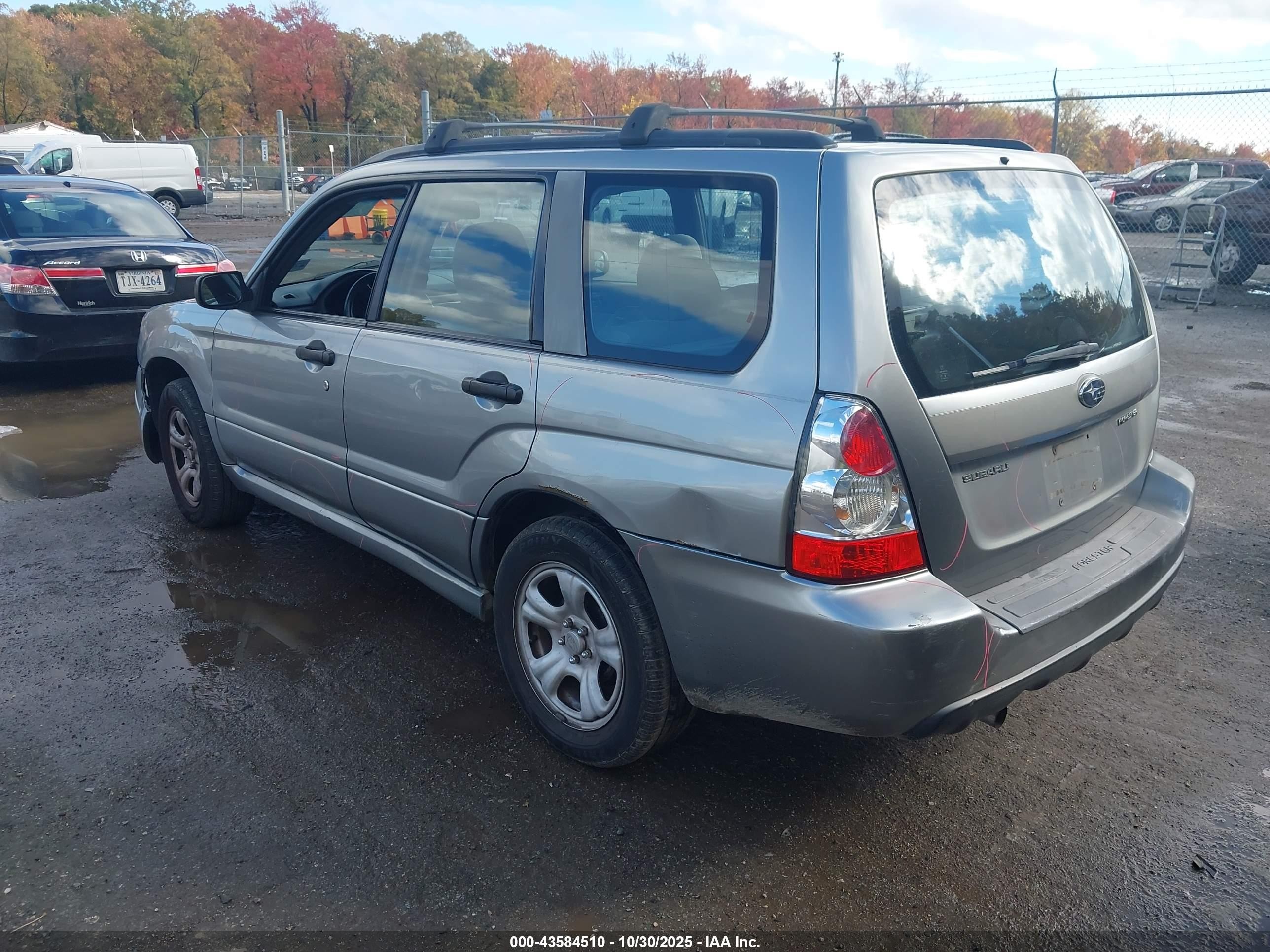 2007 Subaru Forester 2.5x Champagne vin: JF1SG63657H703425