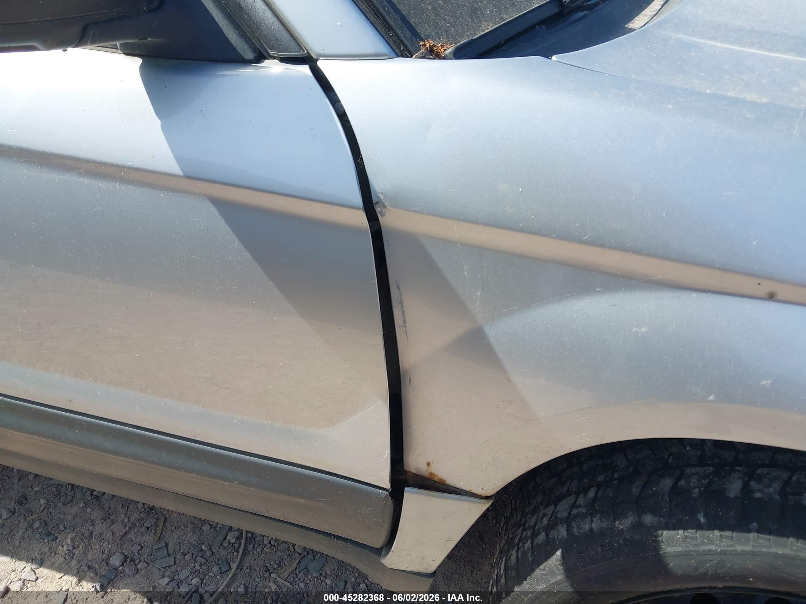 2003 Subaru Forester X Silver vin: JF1SG63663H718798