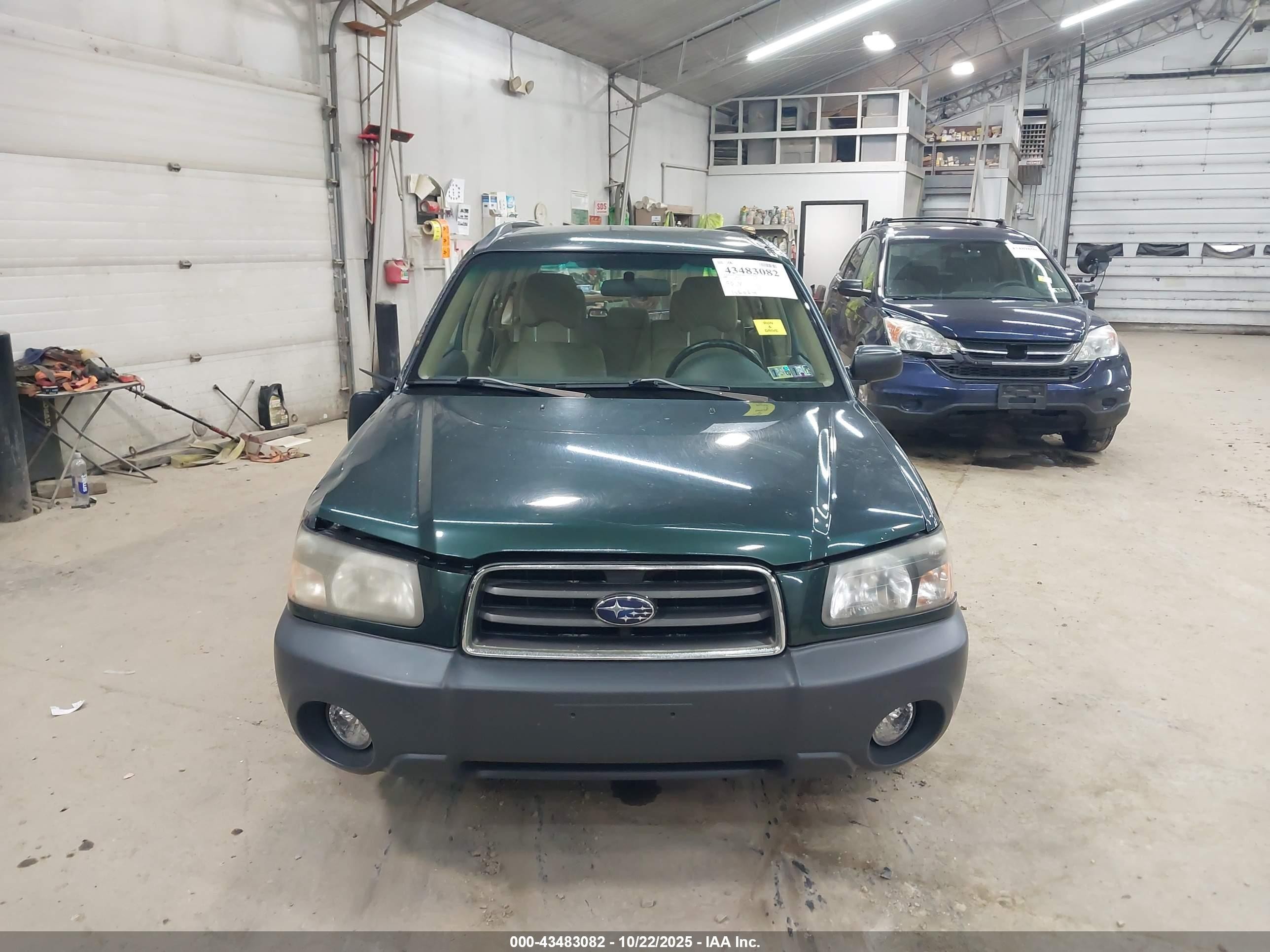 2004 Subaru Forester 2.5x Серый vin: JF1SG63664H739538