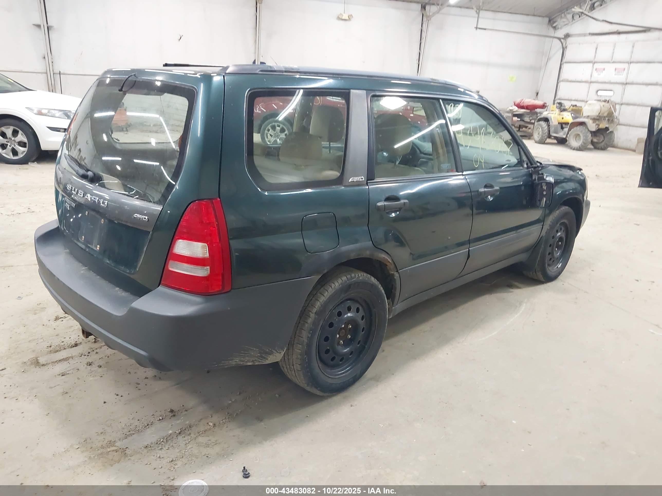 2004 Subaru Forester 2.5x Серый vin: JF1SG63664H739538