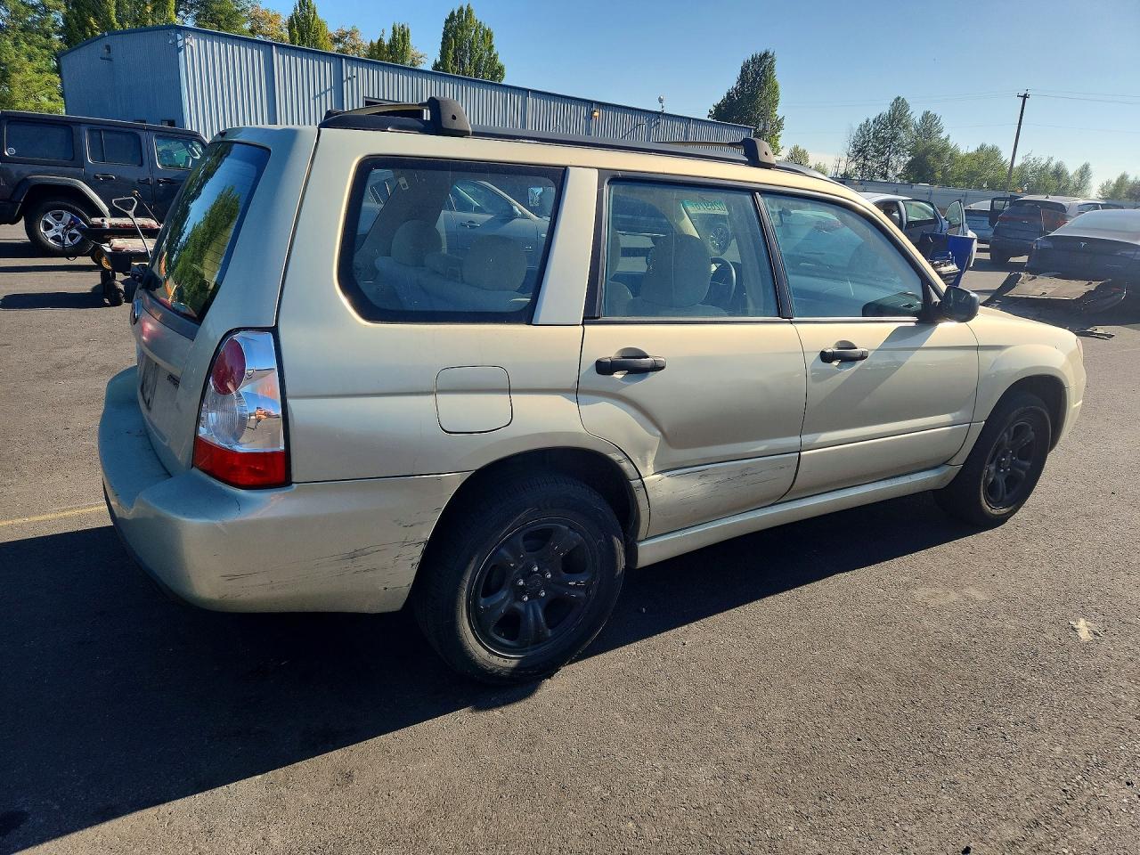 2006 Subaru Forester 2.5x Beige vin: JF1SG63666H706252