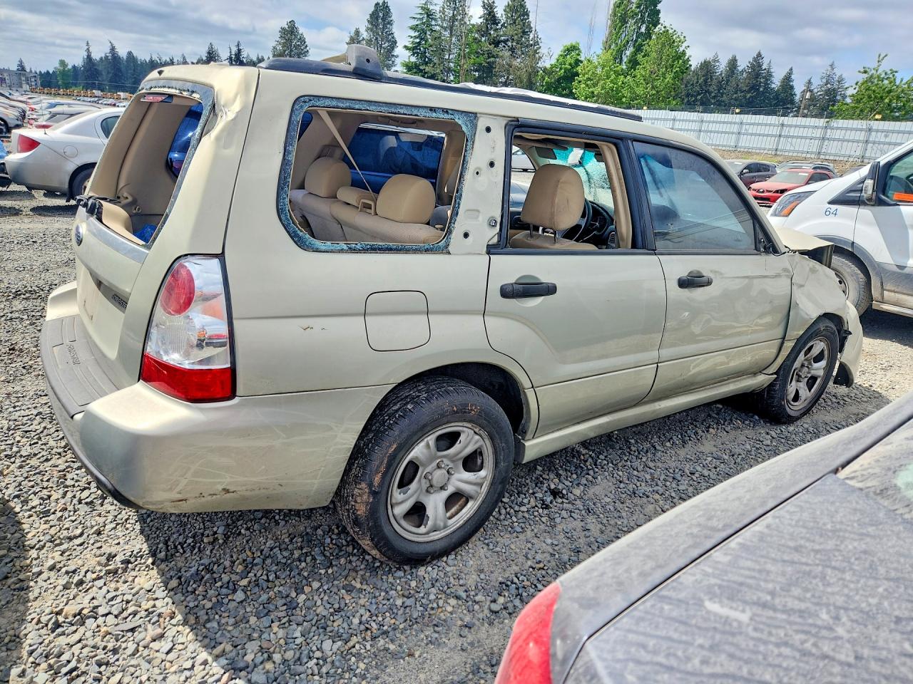2007 Subaru Forester 2.5x Green vin: JF1SG63667H730584