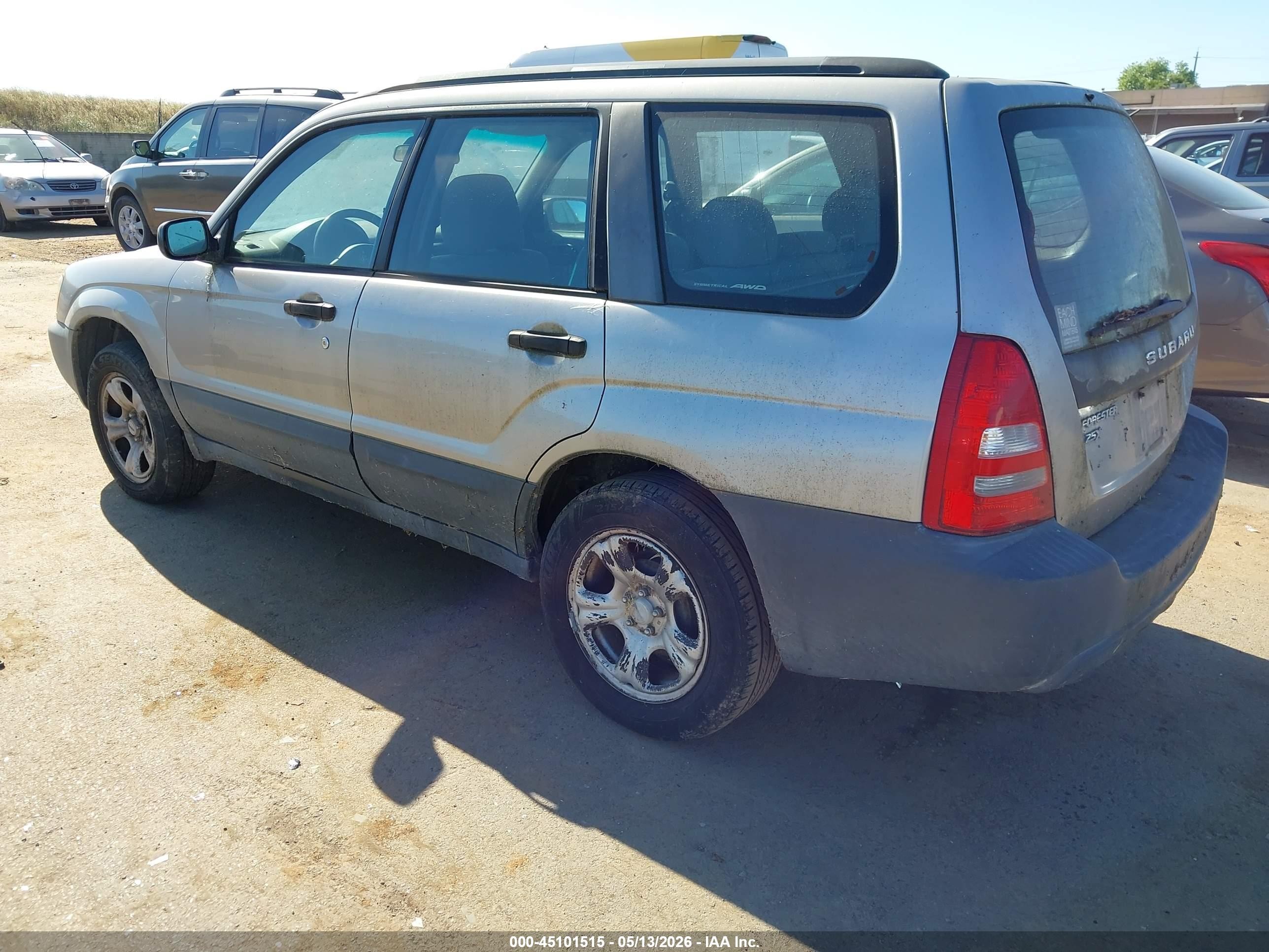 2005 Subaru Forester 2.5x Silver vin: JF1SG63685H730731