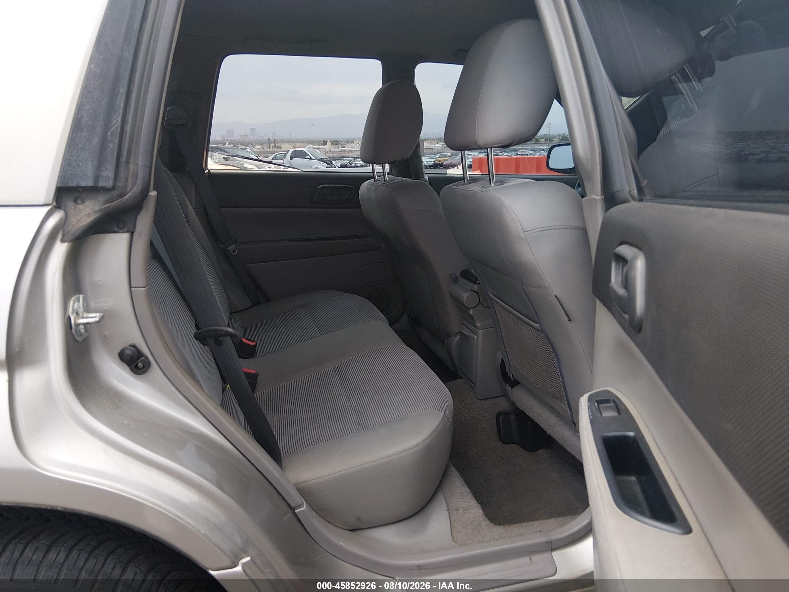 2006 Subaru Forester 2.5x Silver vin: JF1SG63686G757337