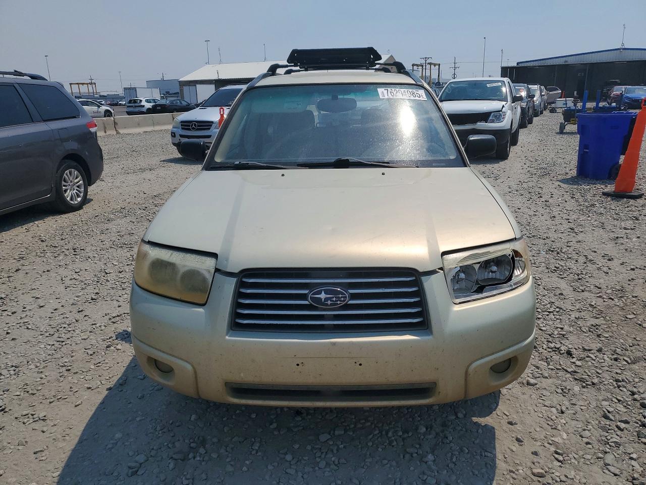 2006 Subaru Forester 2.5x Beige vin: JF1SG63686H708066