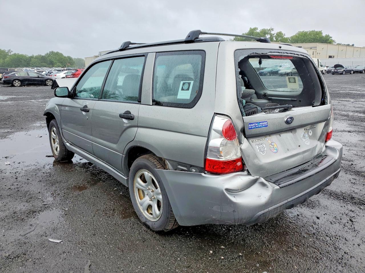2007 Subaru Forester 2.5x Silver vin: JF1SG63687H726388