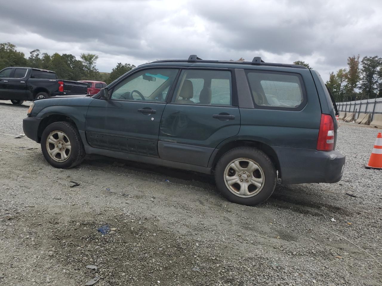 2005 Subaru Forester 2.5x Green vin: JF1SG63695H755234