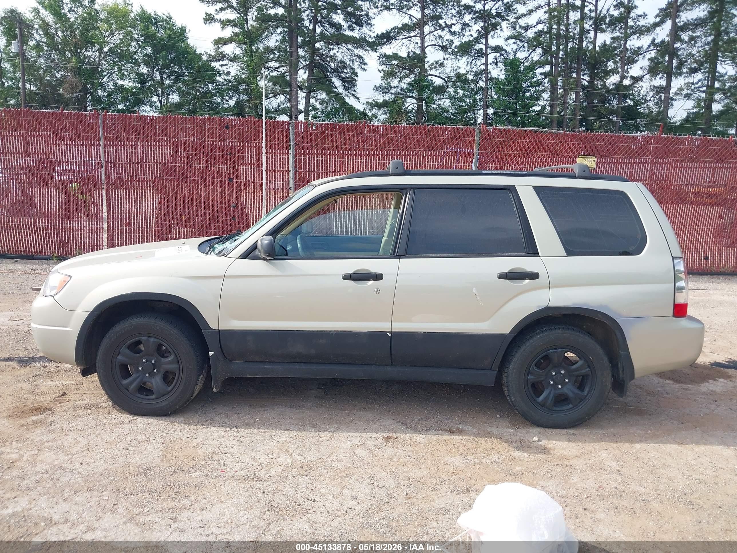 2006 Subaru Forester 2.5x Beige vin: JF1SG63696H727337