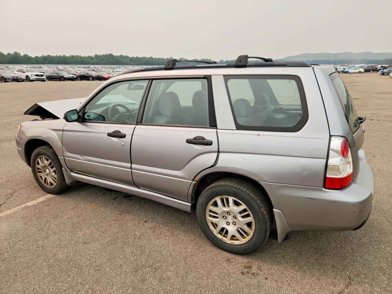 2008 Subaru Forester 2.5x Silver vin: JF1SG63698G710563