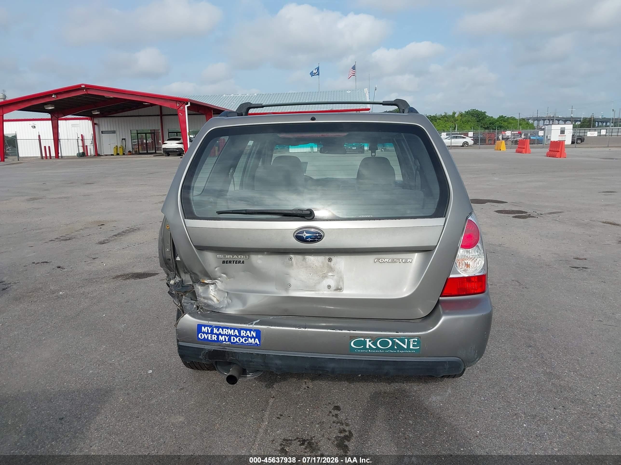 2006 Subaru Forester 2.5x Silver vin: JF1SG65606H712786