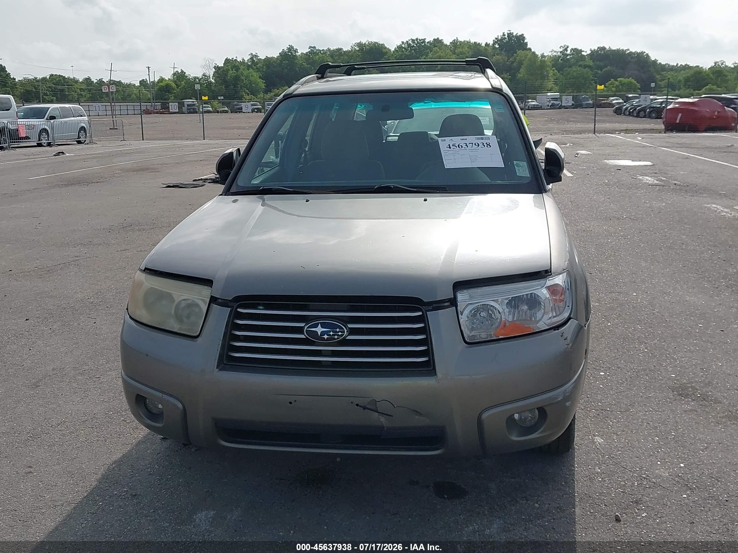 2006 Subaru Forester 2.5x Silver vin: JF1SG65606H712786