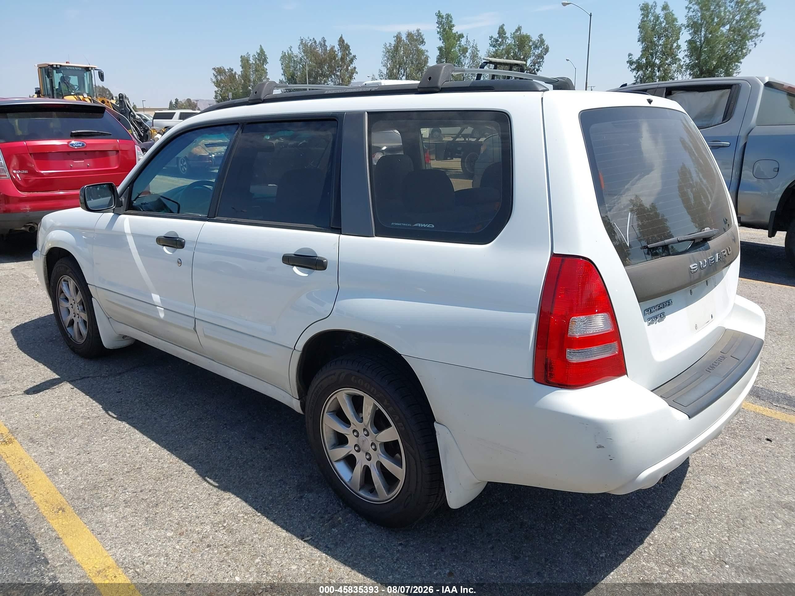 2005 Subaru Forester 2.5xs Белый vin: JF1SG65615H740658