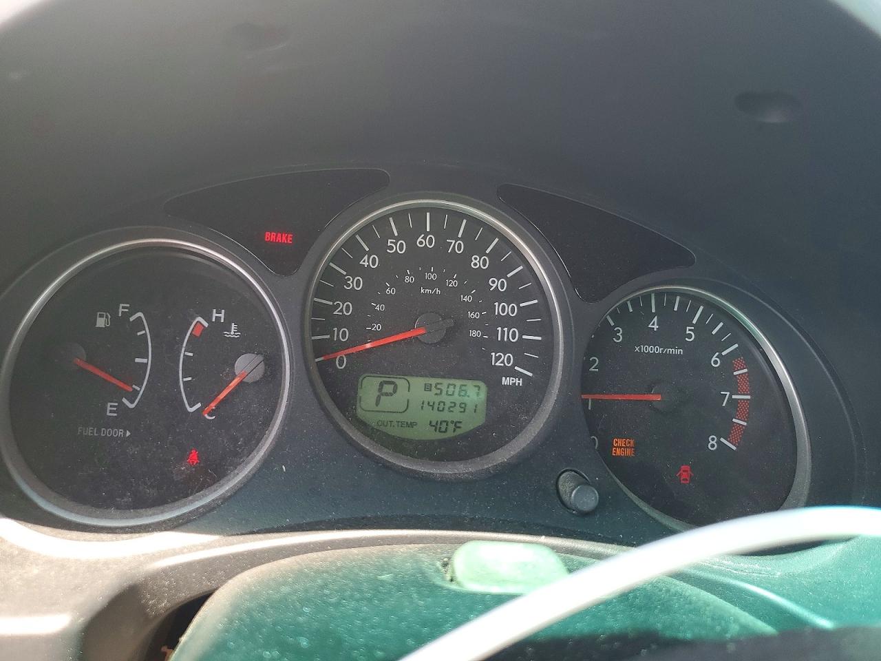 2005 Subaru Forester 2.5xs Silver vin: JF1SG65625H736974