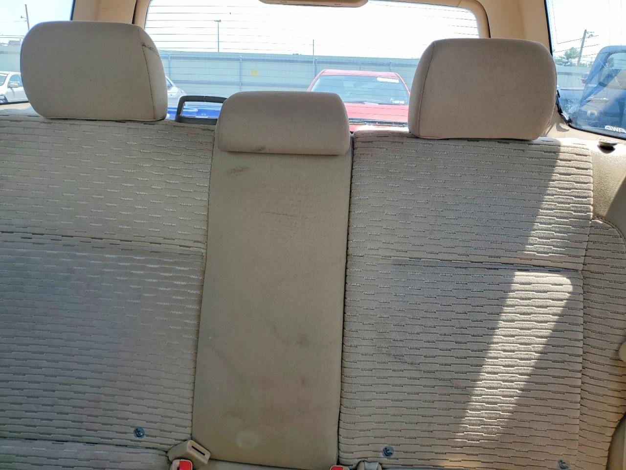 2005 Subaru Forester 2.5xs Silver vin: JF1SG65625H736974