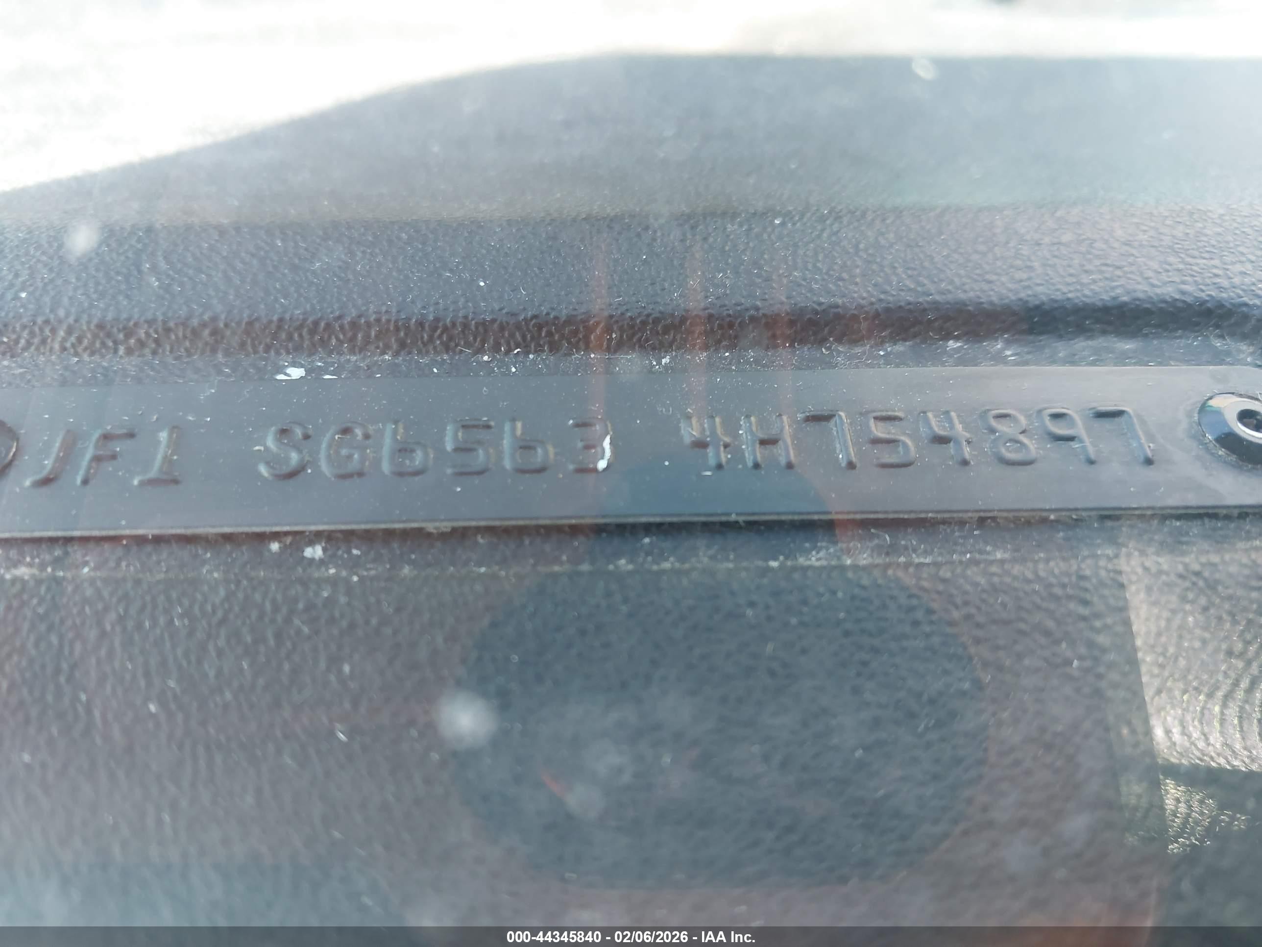 2004 Subaru Forester 2.5xs Black vin: JF1SG65634H754897