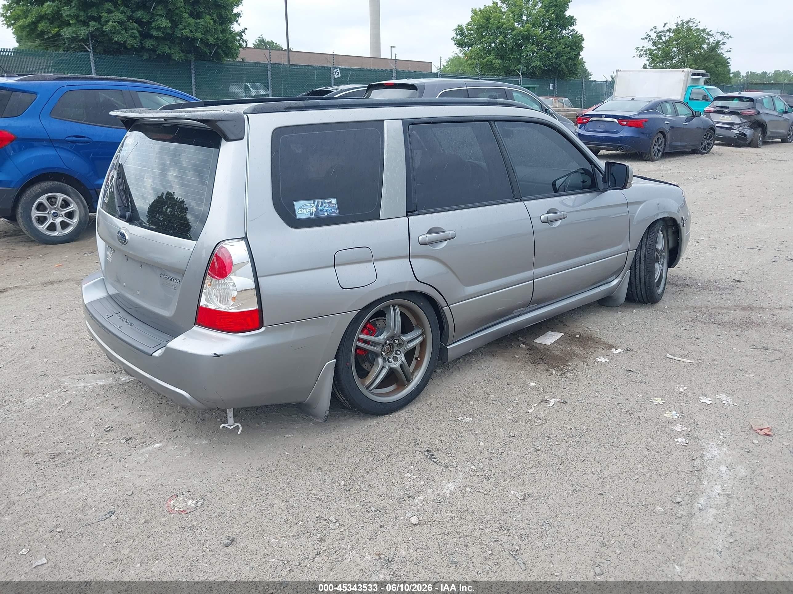 2008 Subaru Forester 2.5x Silver vin: JF1SG65638G731390