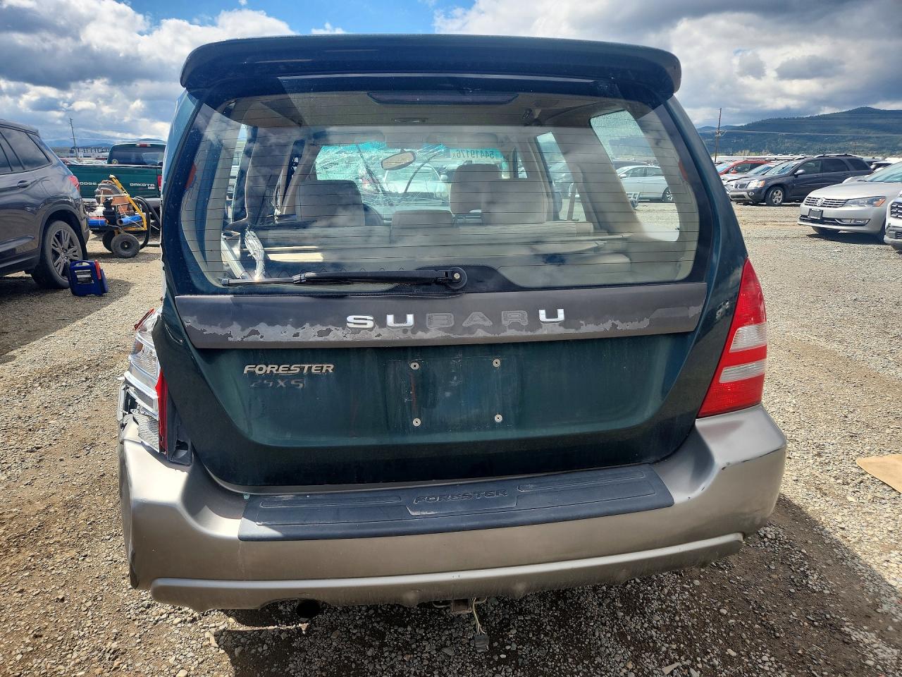2004 Subaru Forester 2.5xs Green vin: JF1SG65644G709358