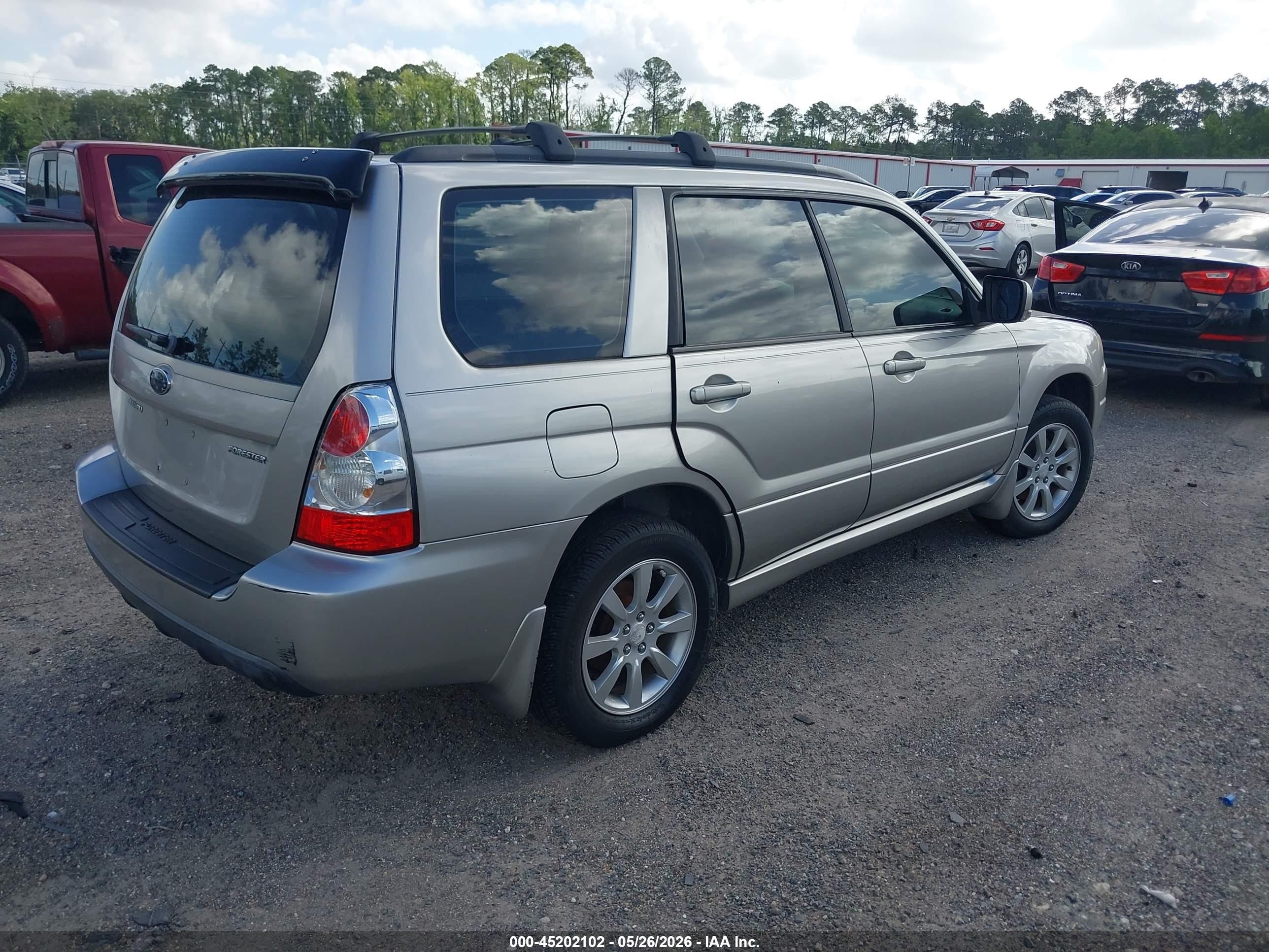 2006 Subaru Forester 2.5x Gray vin: JF1SG65646H758346