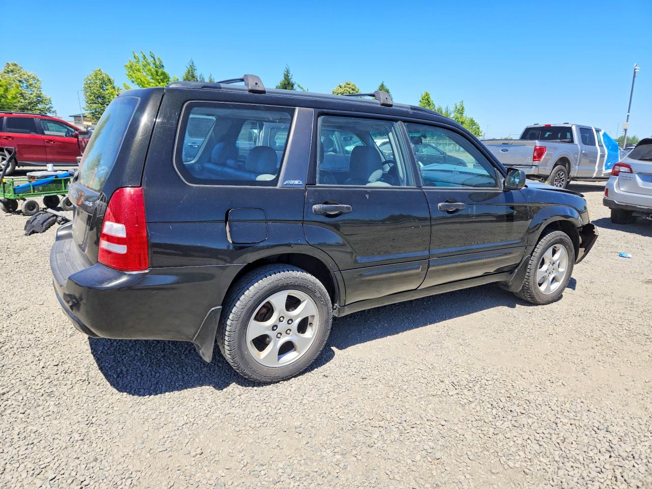 2004 Subaru Forester 2.5xs Black vin: JF1SG65654H737549