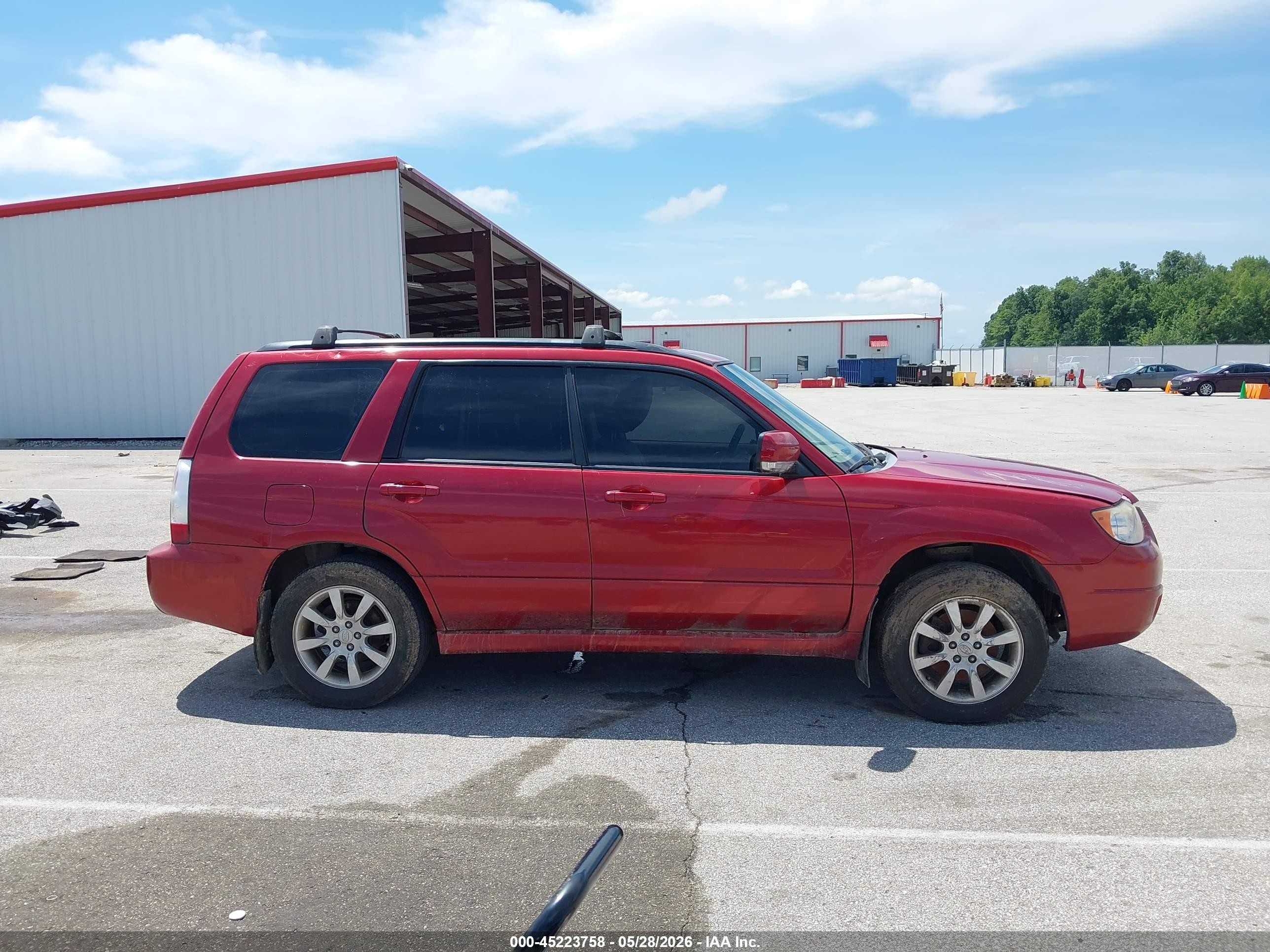 2006 Subaru Forester 2.5x Red vin: JF1SG65656G716127